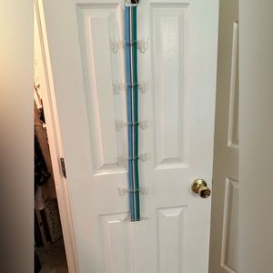 Ribbon Sandal Hanger